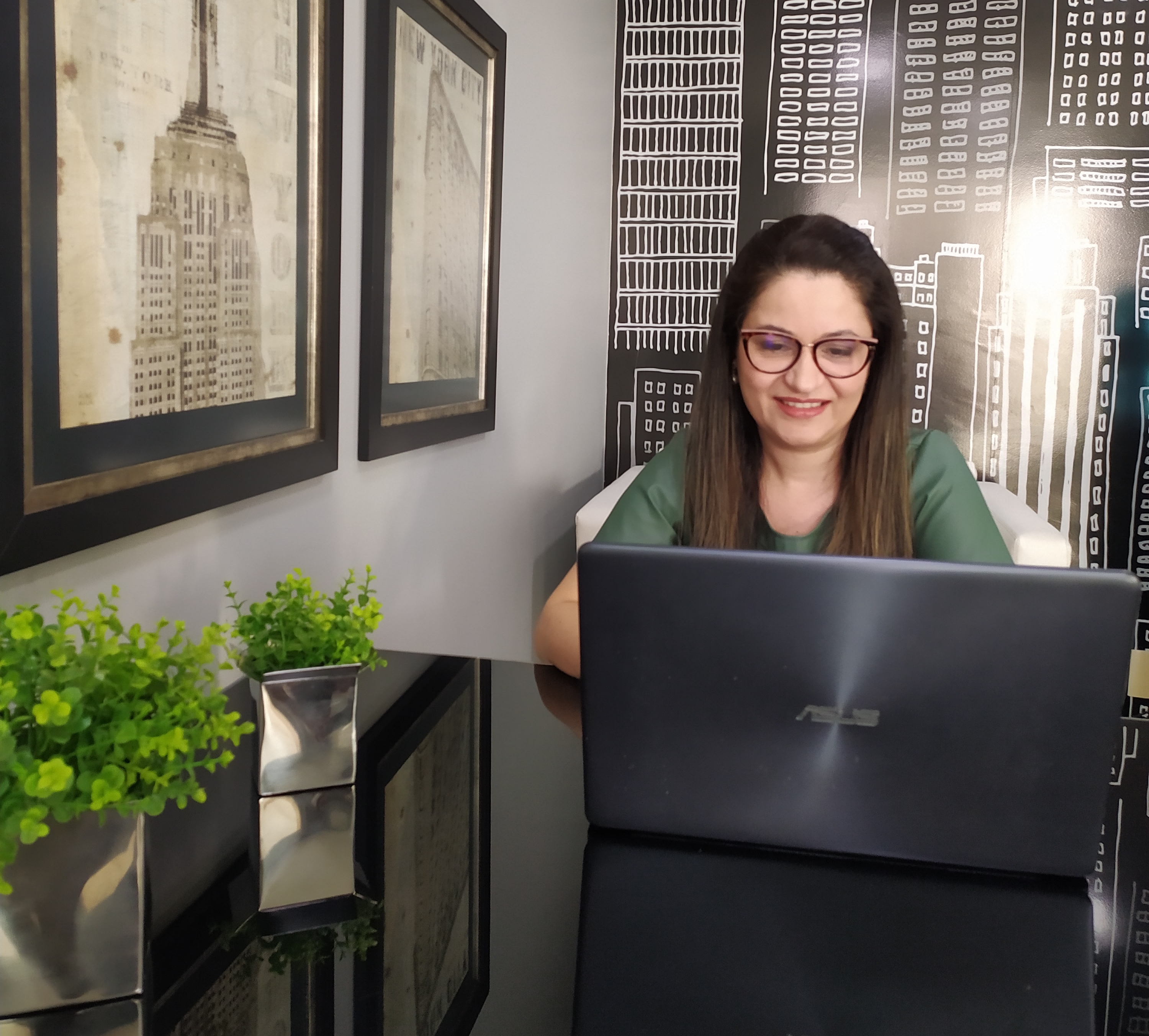 Sessão de psicoterapia online com a psicóloga Renata Moreira